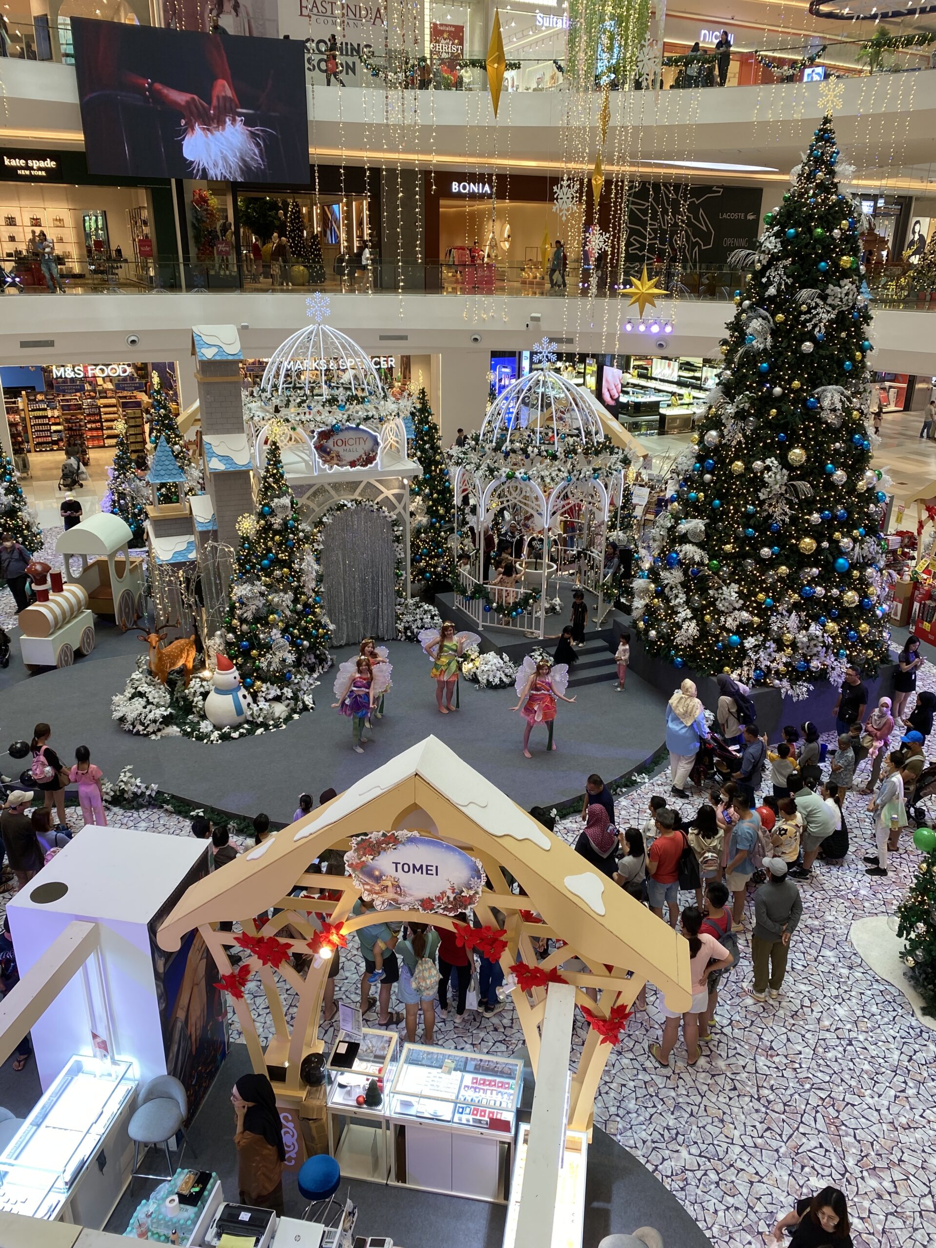 Christmas decor at mid valley mall in kl