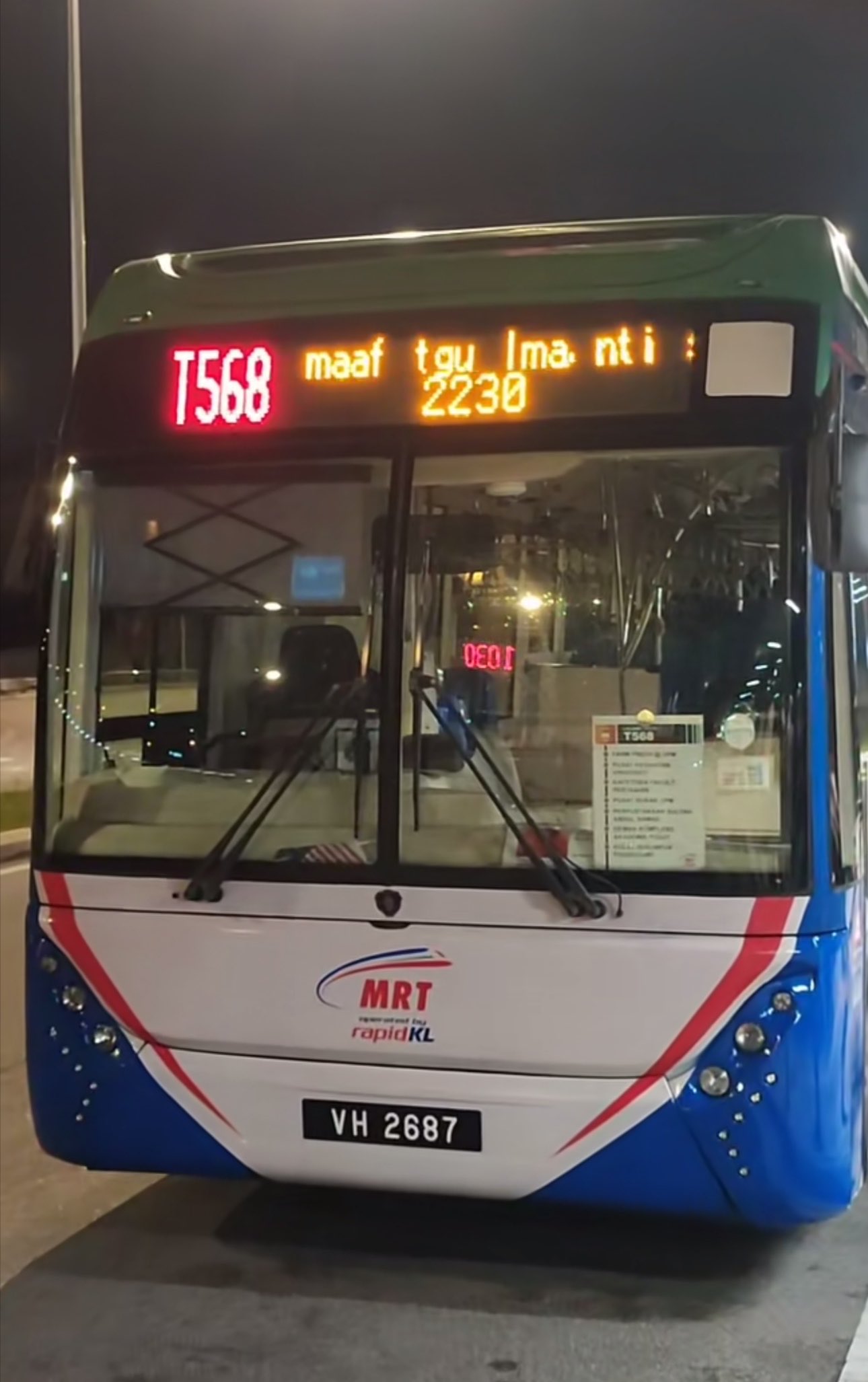 Rapid kl bus displays cute message to students who were waiting