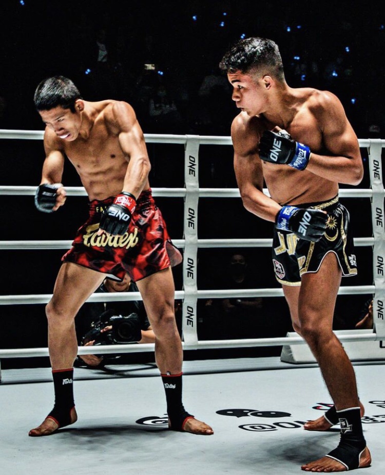 16yo m'sian muay thai competitor muhammad johan ghazali zulfikar kos thai opponent