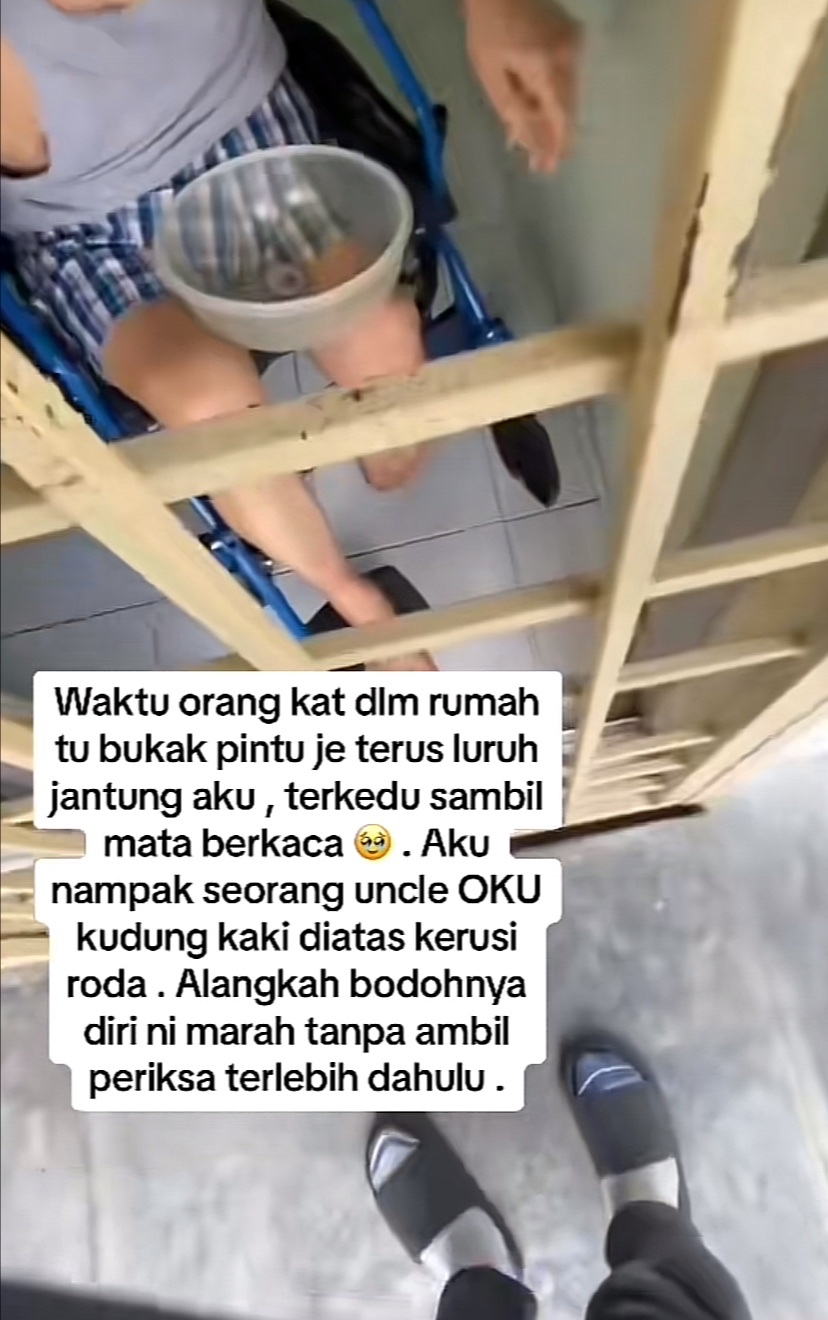 M'sian delivery rider gets angry over late response, regrets it upon seeing oku uncle opening the door | weirdkaya
