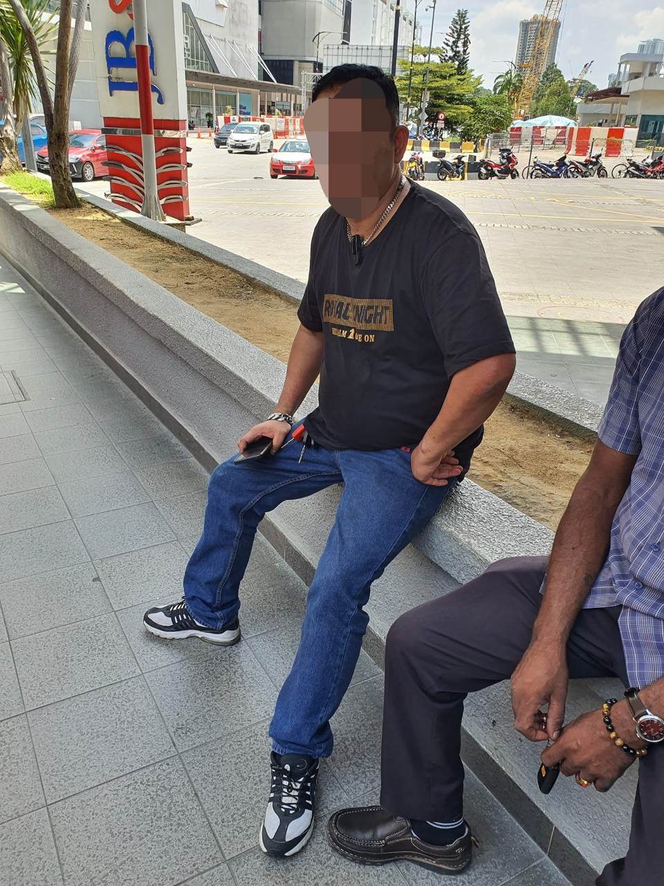 Johor taxi driver allegedly strangles passenger who accused him of overcharging