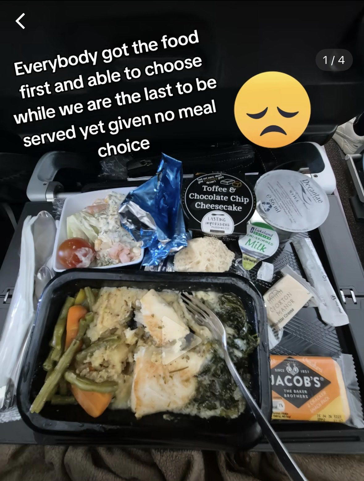 “Last Rows Had No Meal Choice” — SIA Passenger Complains After Missing Out On Chicken Meal On 13-Hour Flight