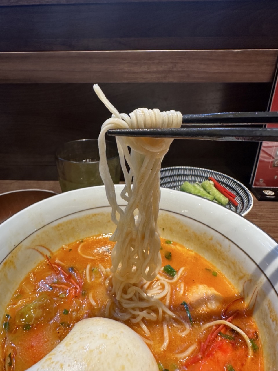 Le trio signature shrimp ramen noodle