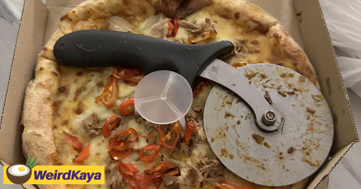 M'sian man surprised to find 'free' pizza cutter in his domino's pizza order | weirdkaya