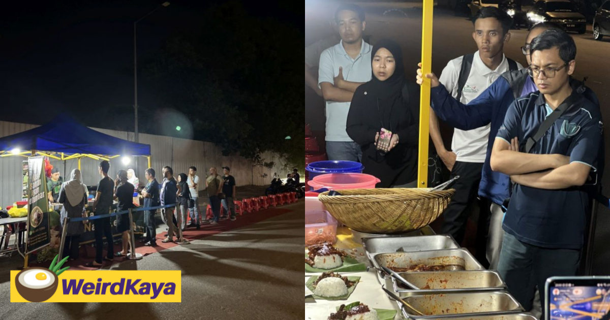 Nasi lemak stall in shah alam causes a stir by welcoming customers with red carpet | weirdkaya