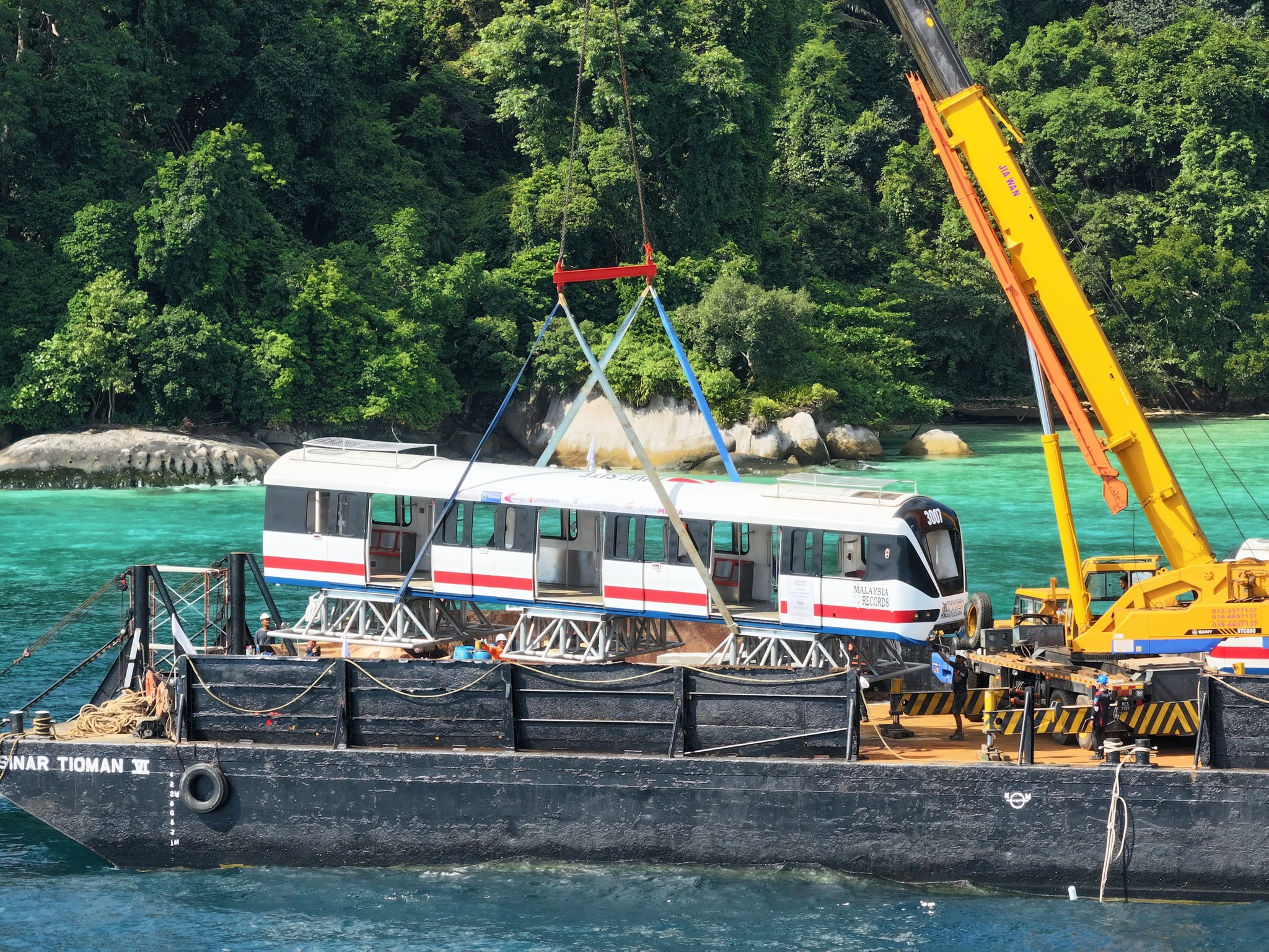 Lrt coaches submerges 1