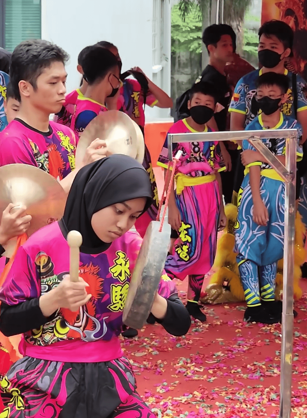 Malaysia multircultural lion dance troupe 3