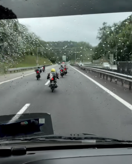 Mat rempit superman