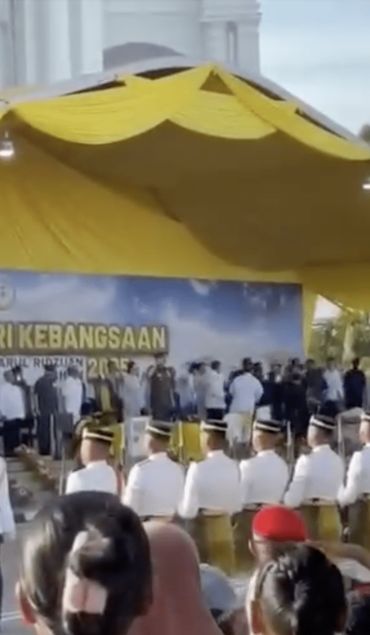 Merdeka Ceremony In Ipoh Perak Sultan 2