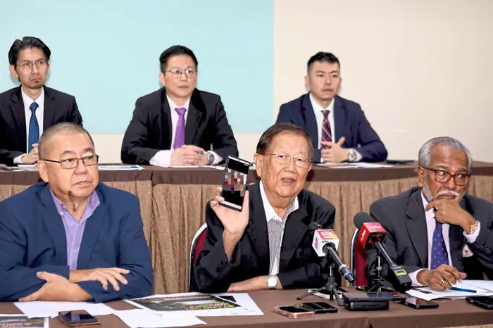 Michael Chong talking about fake law firms