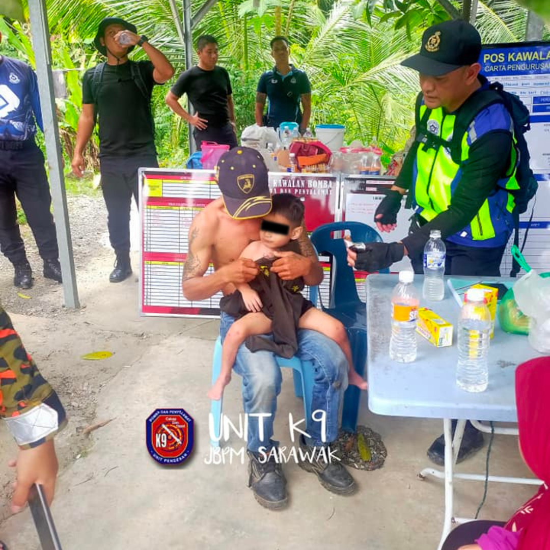 K9 sniffer dog daisy locates 2yo boy who got lost in the forest for 24 hours in sarawak | weirdkaya