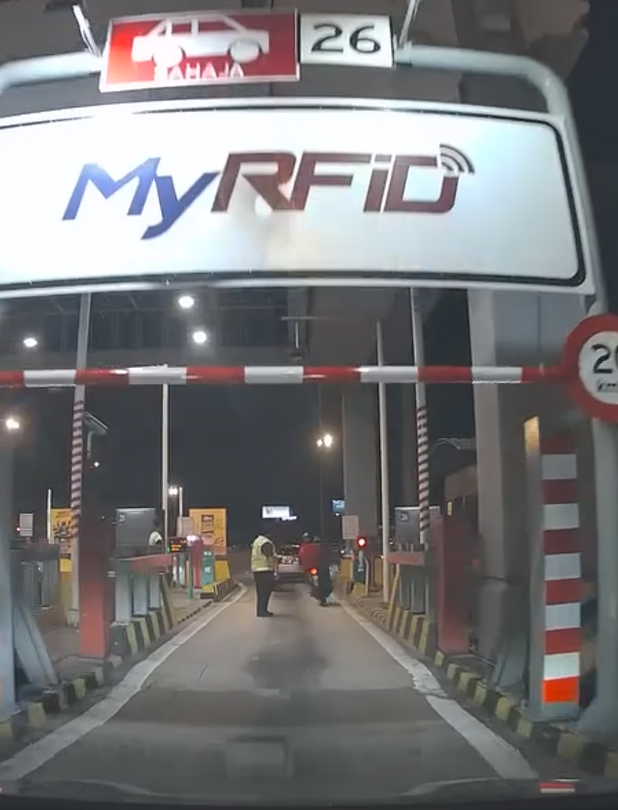 Motor tailgate rfid  (3)