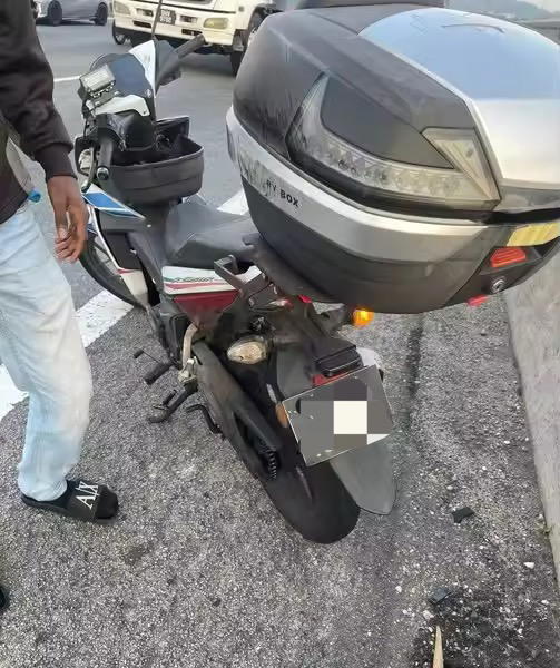 Motorcycle of M'sian victim in Second Link accident