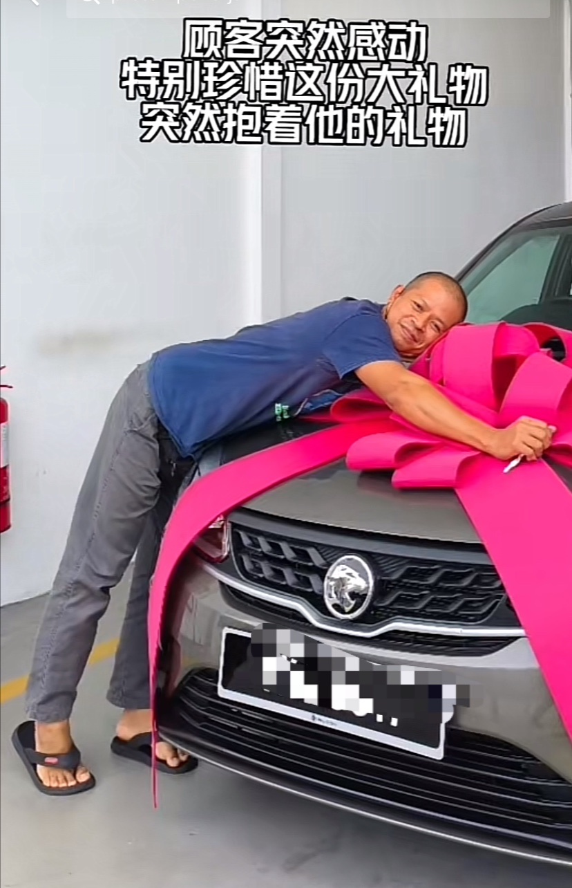 M'sian boss rewards indonesian employee with a fully-paid proton saga