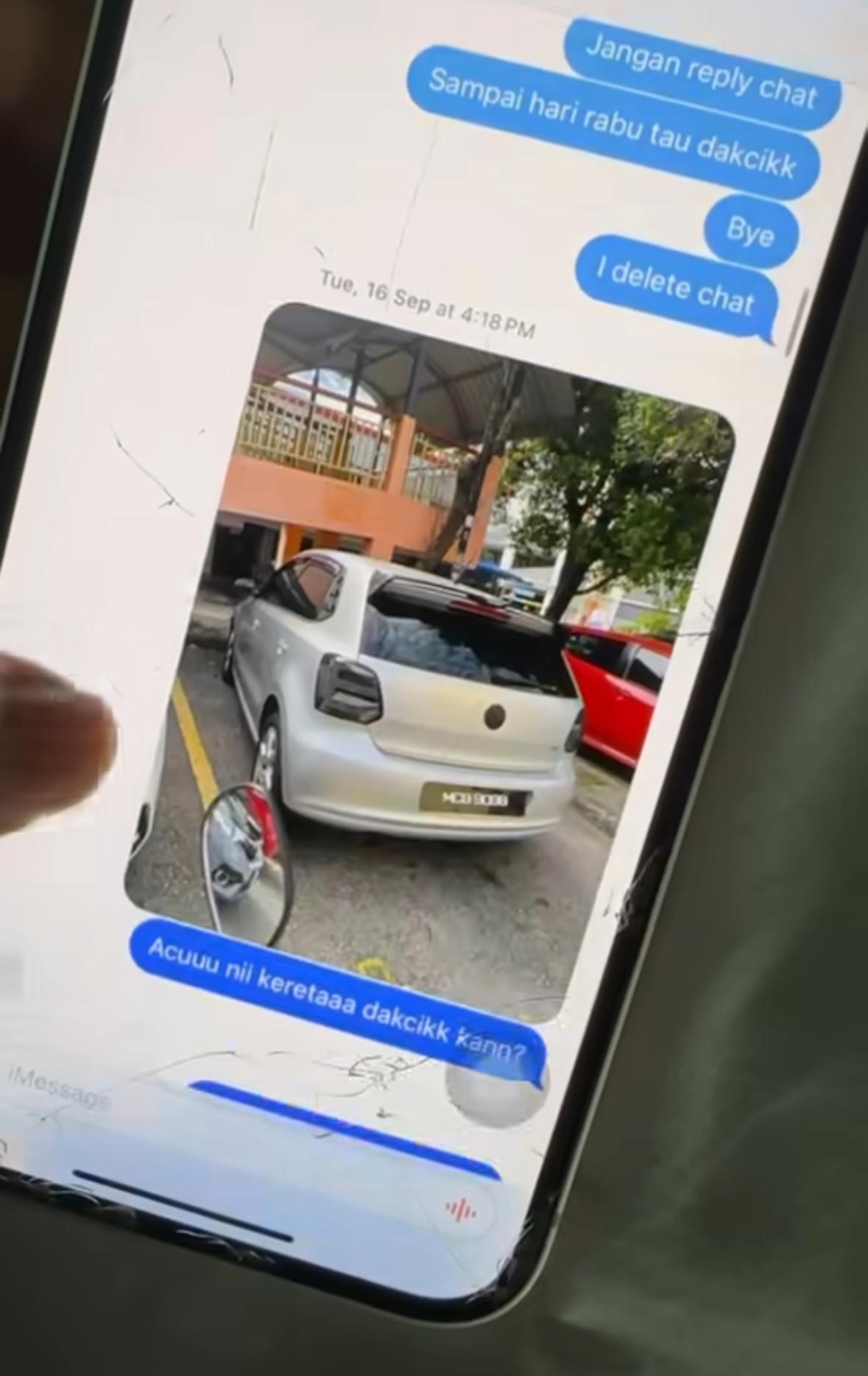 M’sian Husband Allegedly Caught Cheating In Front Of Wife While Out With Another Woman At Clinic
