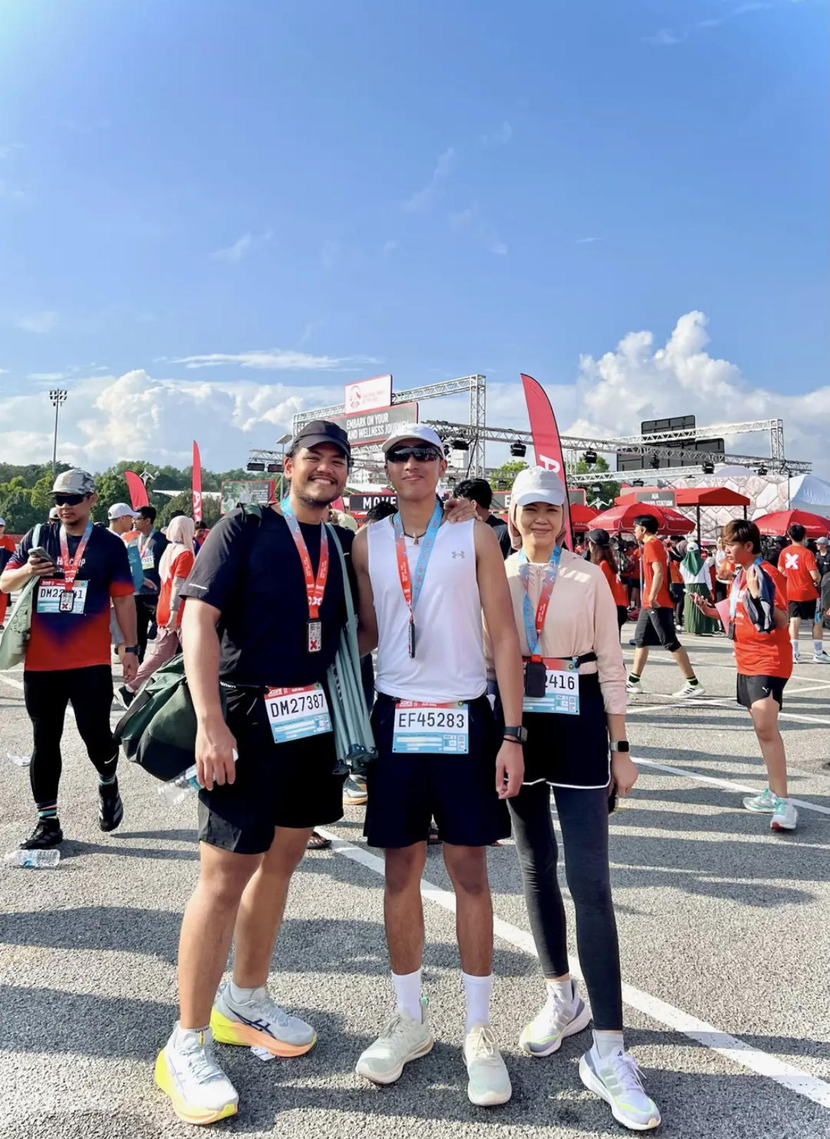 M’sian Man & Blind Friend Run 21KM Marathon Hand In Hand So They Could Cross The Finish Line Together