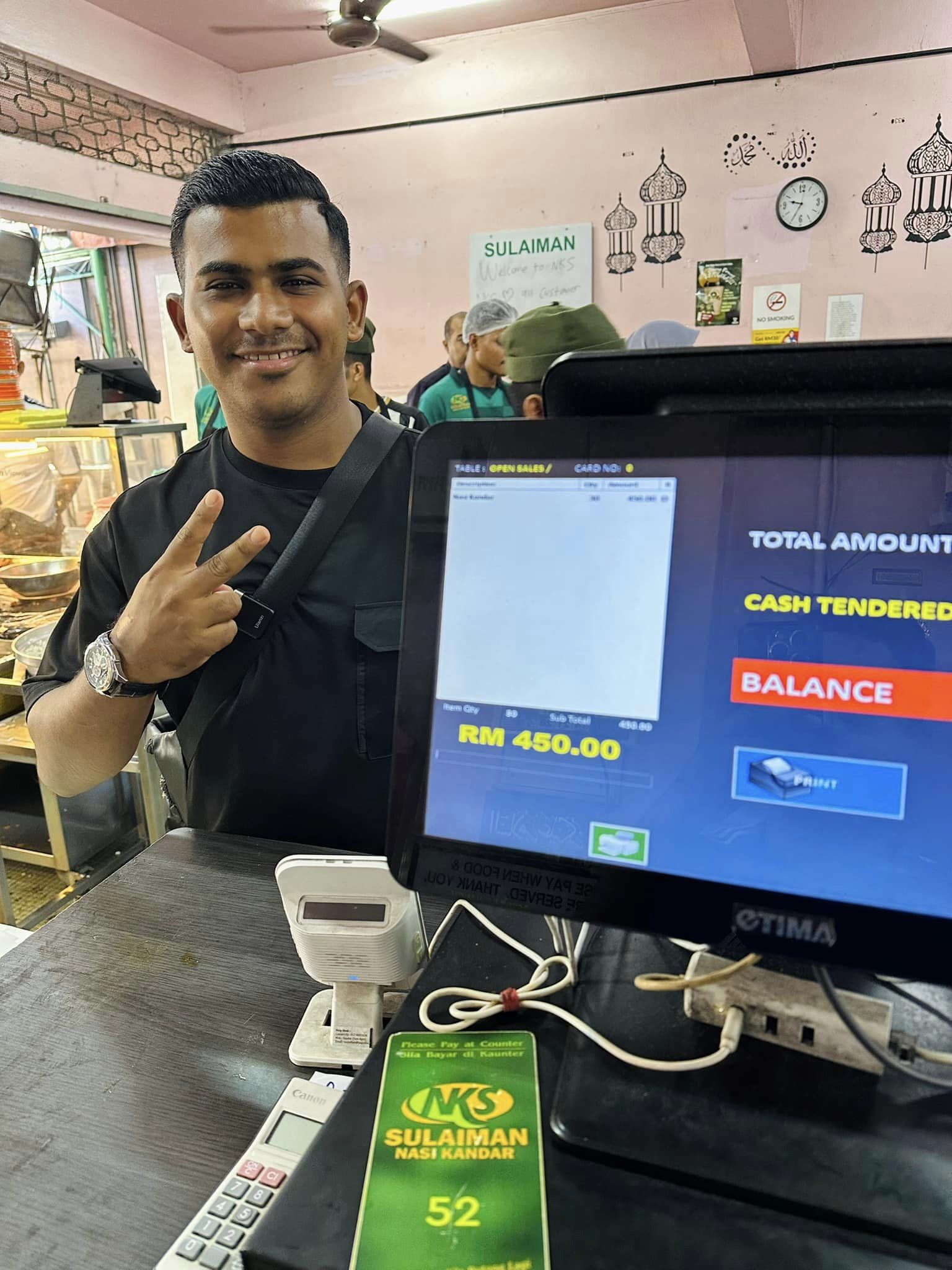 M'sian man orders rm450 nasi kandar