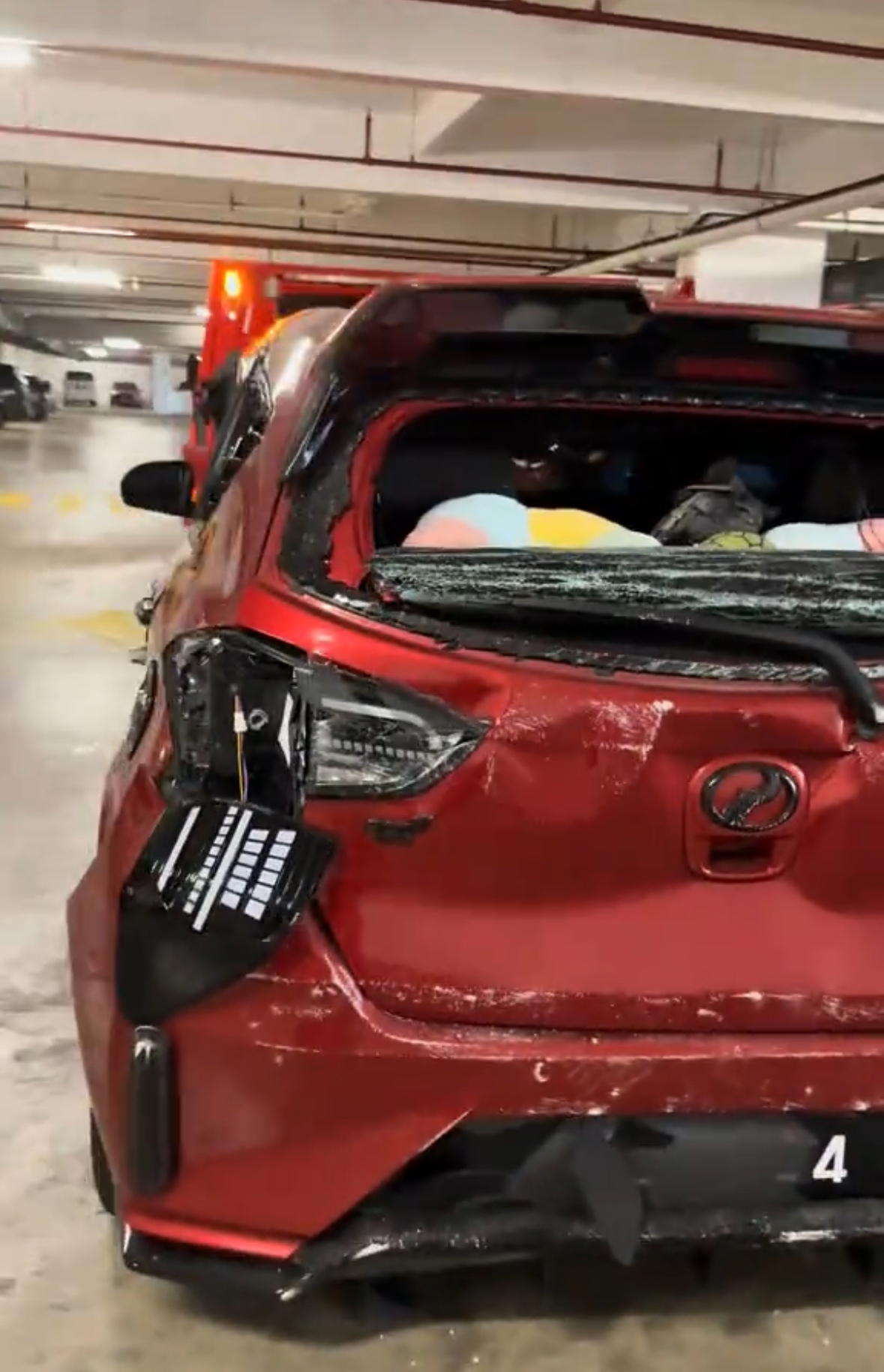 M’sian Man Pushes Car Downhill To Start It, Ends Up Damaging Parked Myvi With No Way To Pay