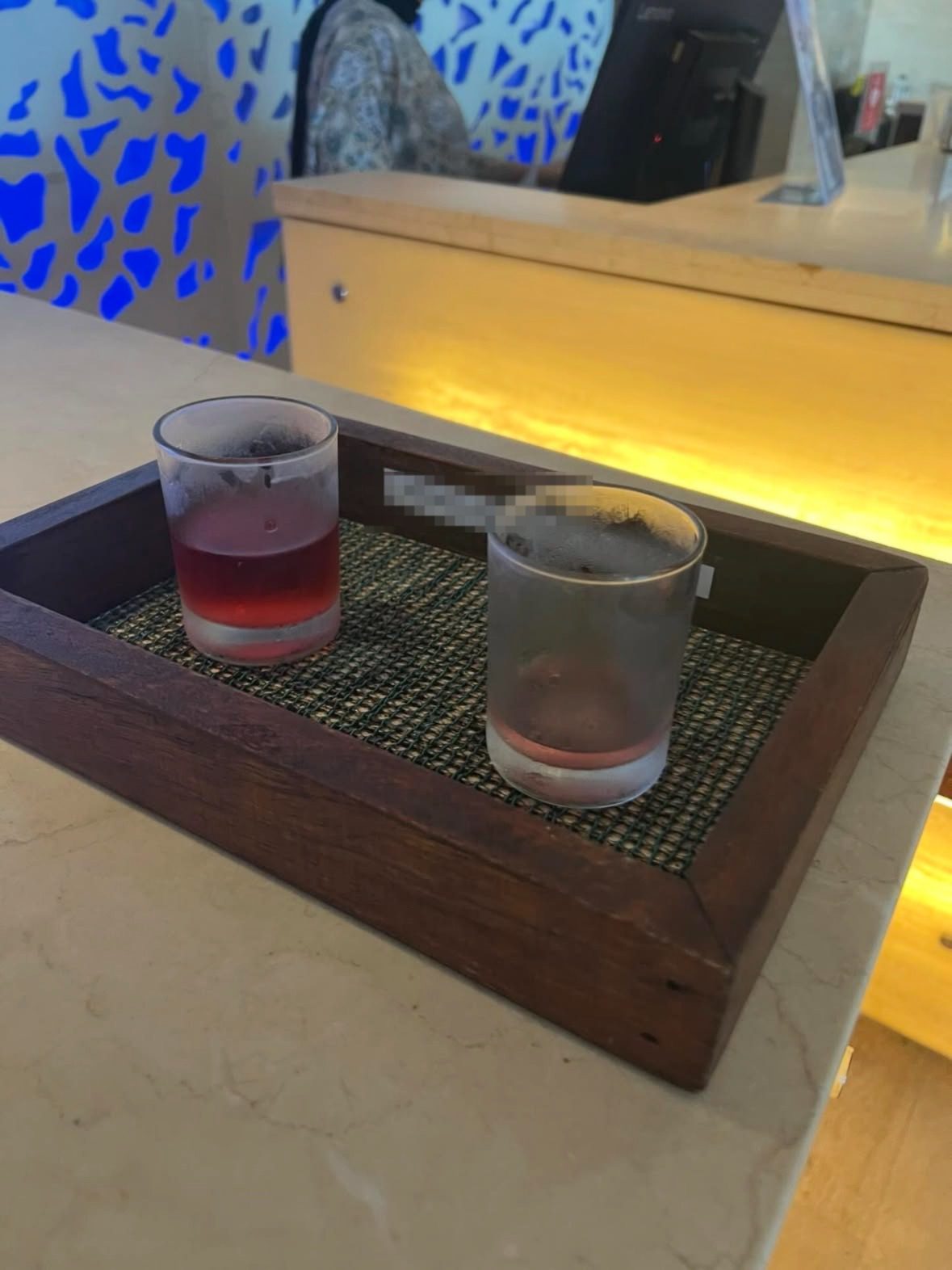M’sian Pays RM8K For Premium Hotel Stay, But Still Had To Ask For Welcome Drink While Mat Sallehs Got It Instantly