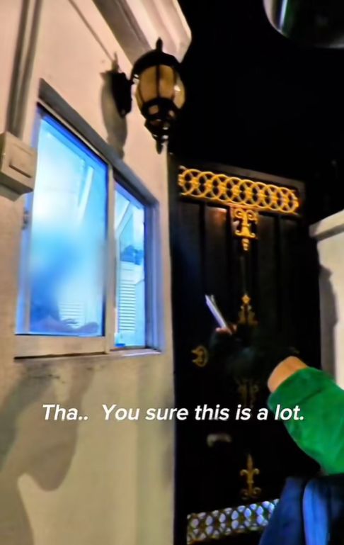 M'sian rider gets RM1k tip (2)