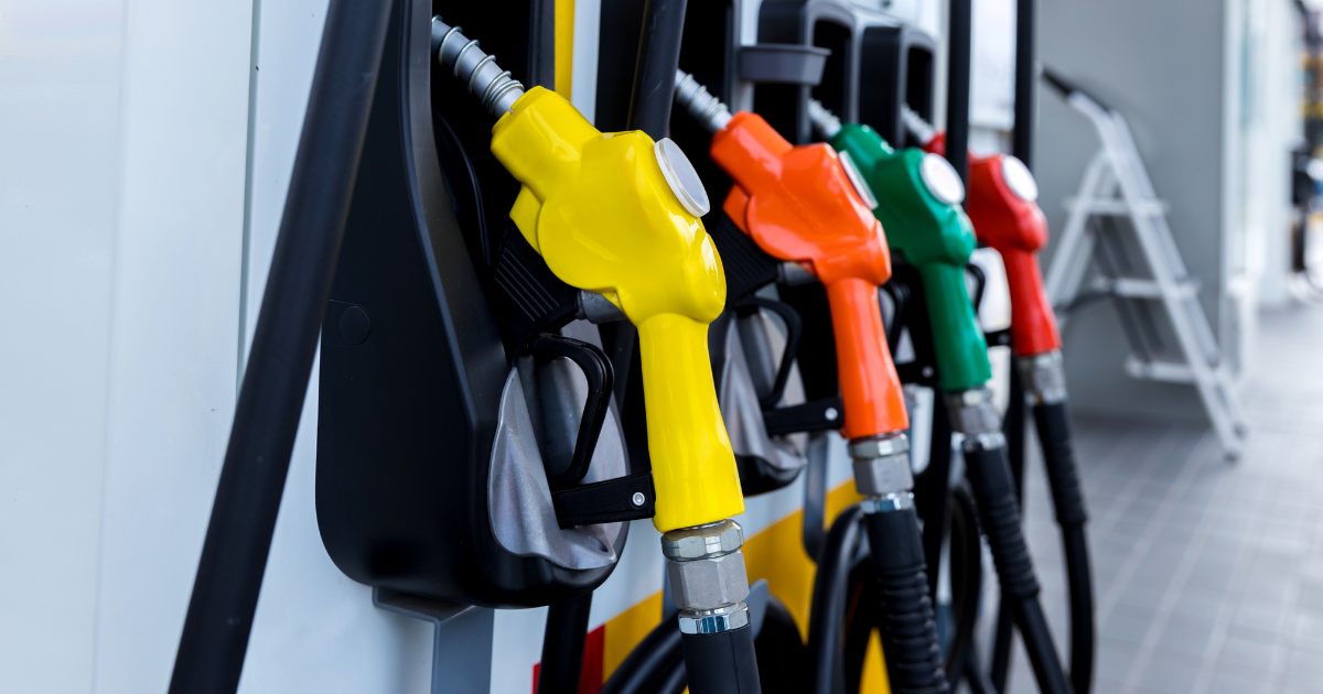 M'sian Students Without License Complain About Paying RM2.60 For Petrol After Missing Out On BUDI95