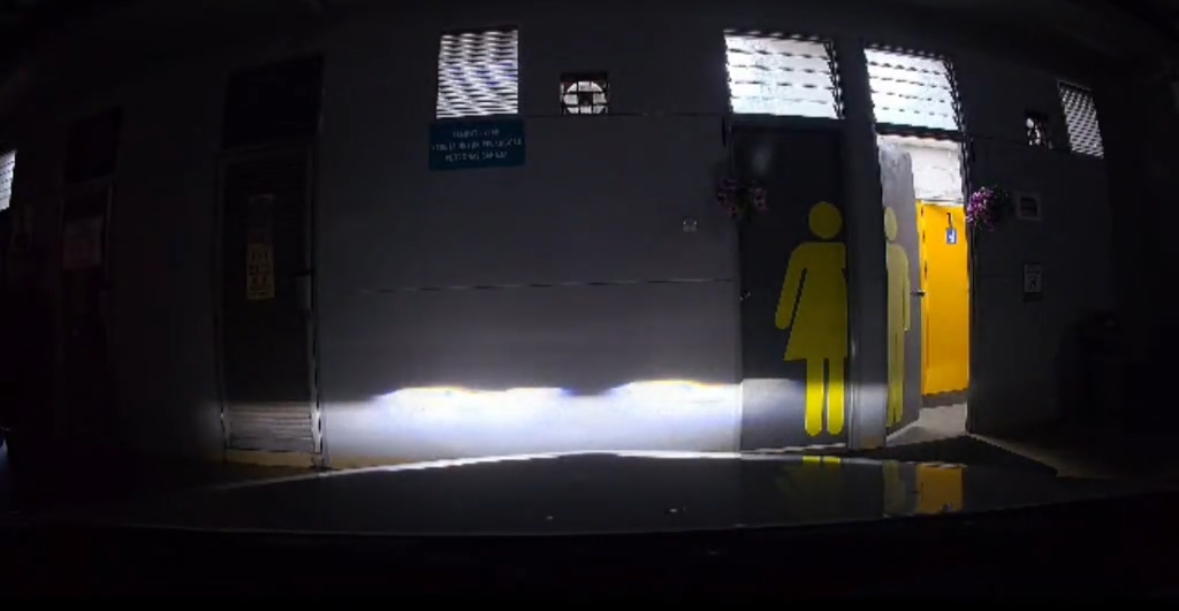 M’sian Woman Accidentally Enters Men’s Toilet, Realises It Only After Making Eye Contact With A Stranger