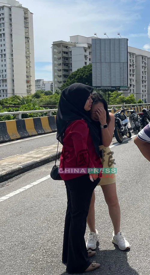 Mum of SPM student killed in accident crying