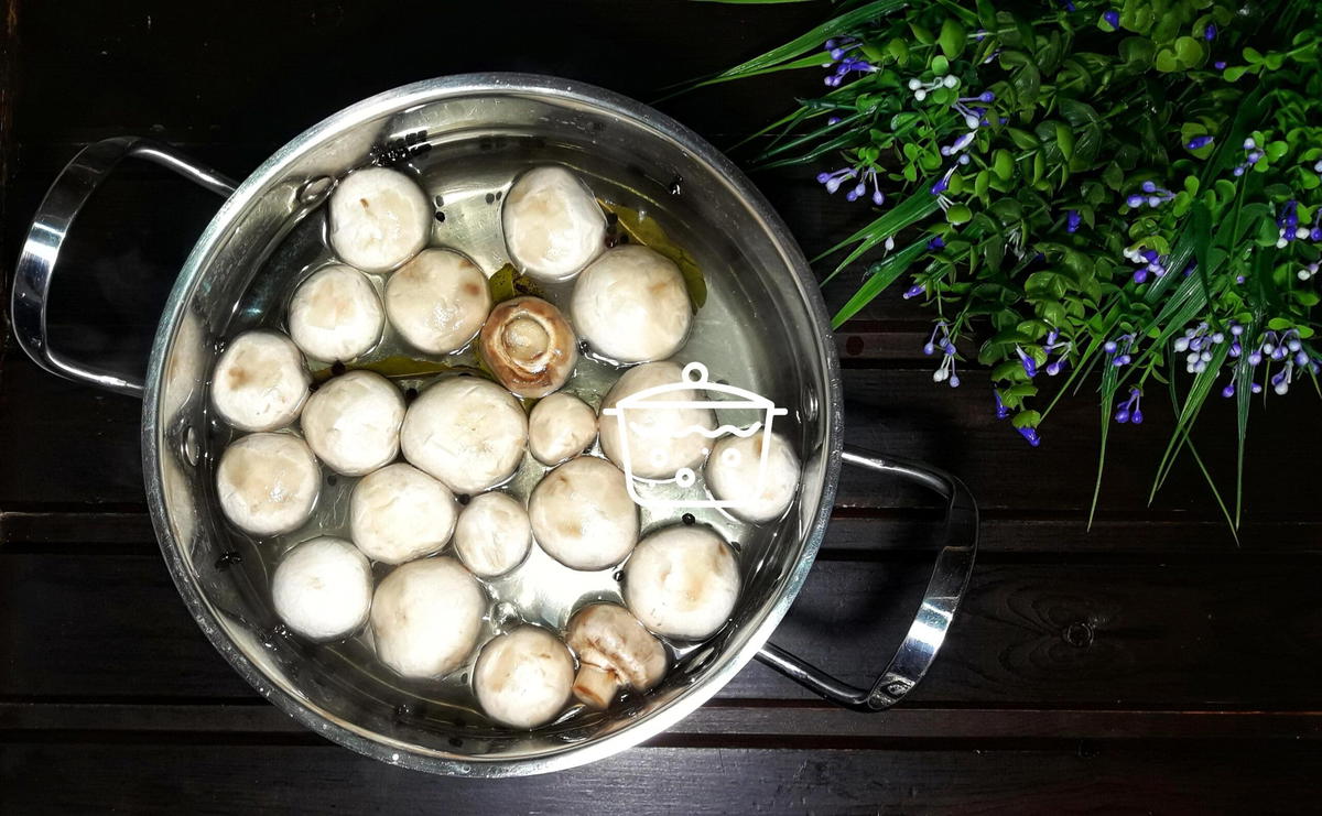 Mushrooms being boiled