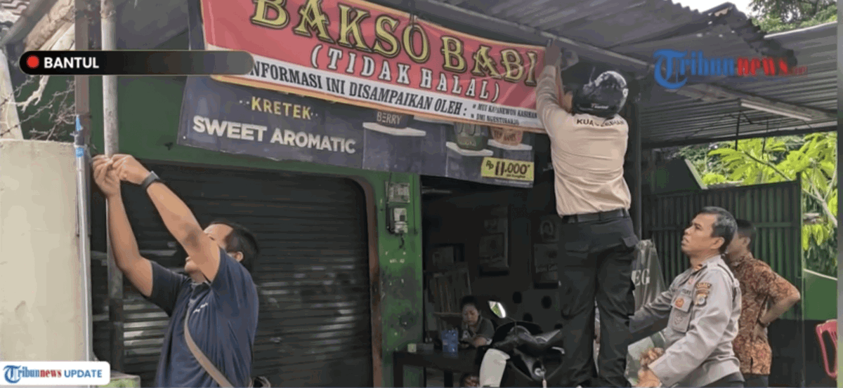 Muslim Customers In Indonesia Shocked To Learn They Ate Pork Bakso For Years Without Being Told