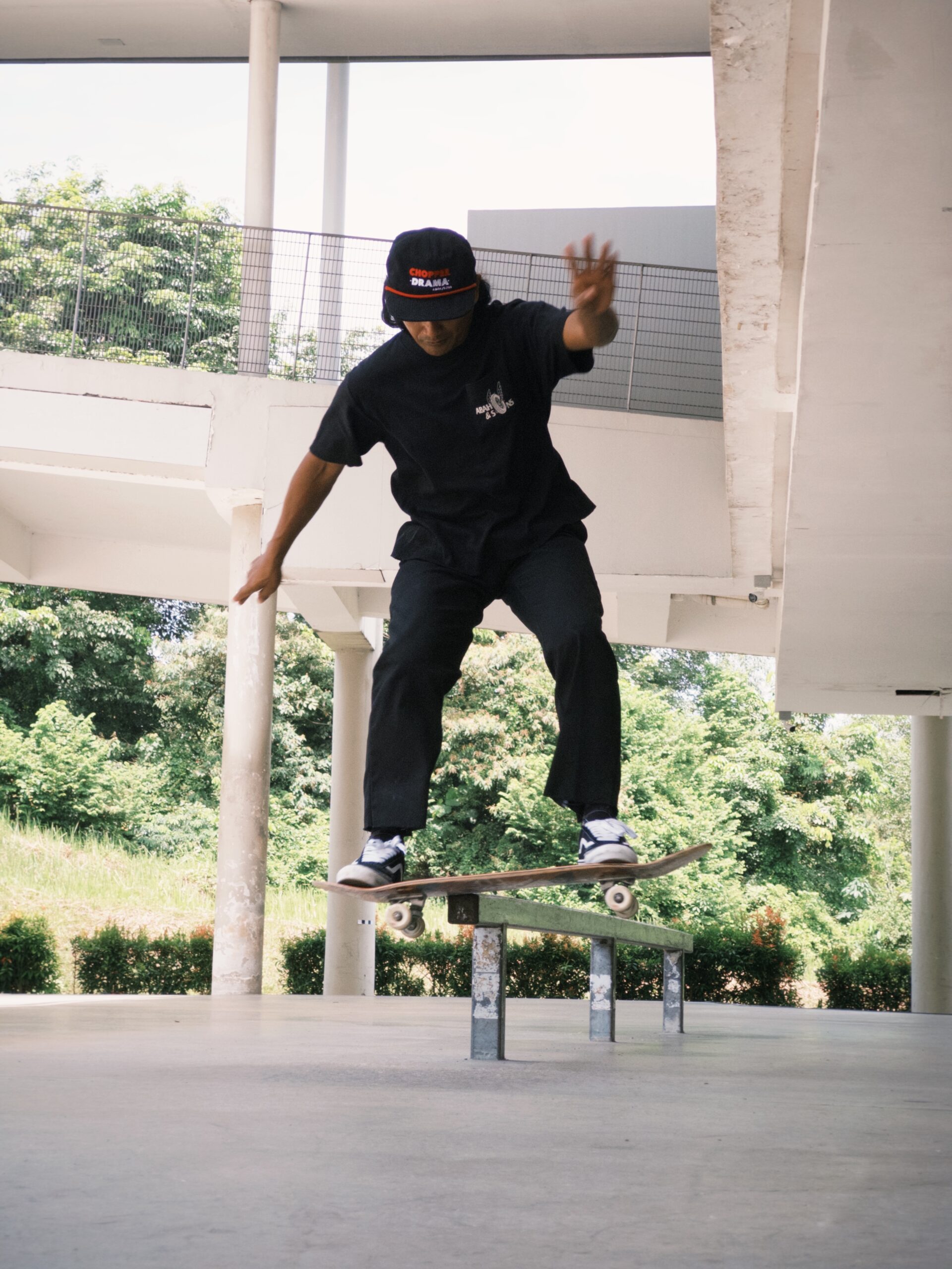 Pa'din showing his skateboard trick