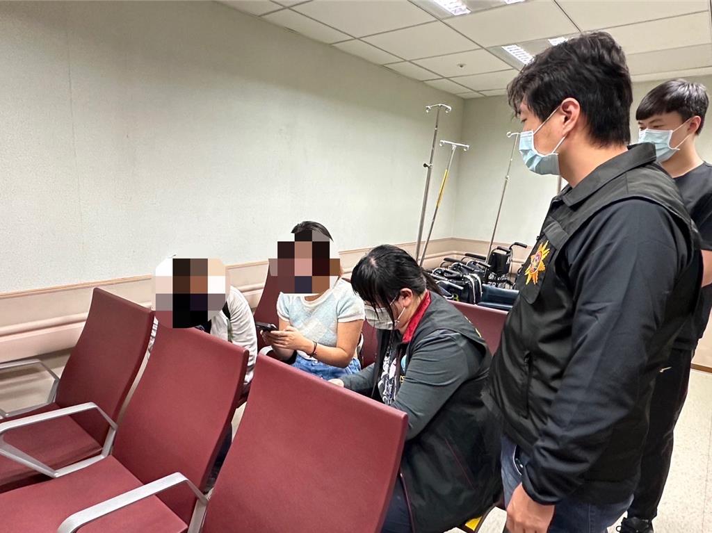 Parents of the malaysian student arrive in taiwan