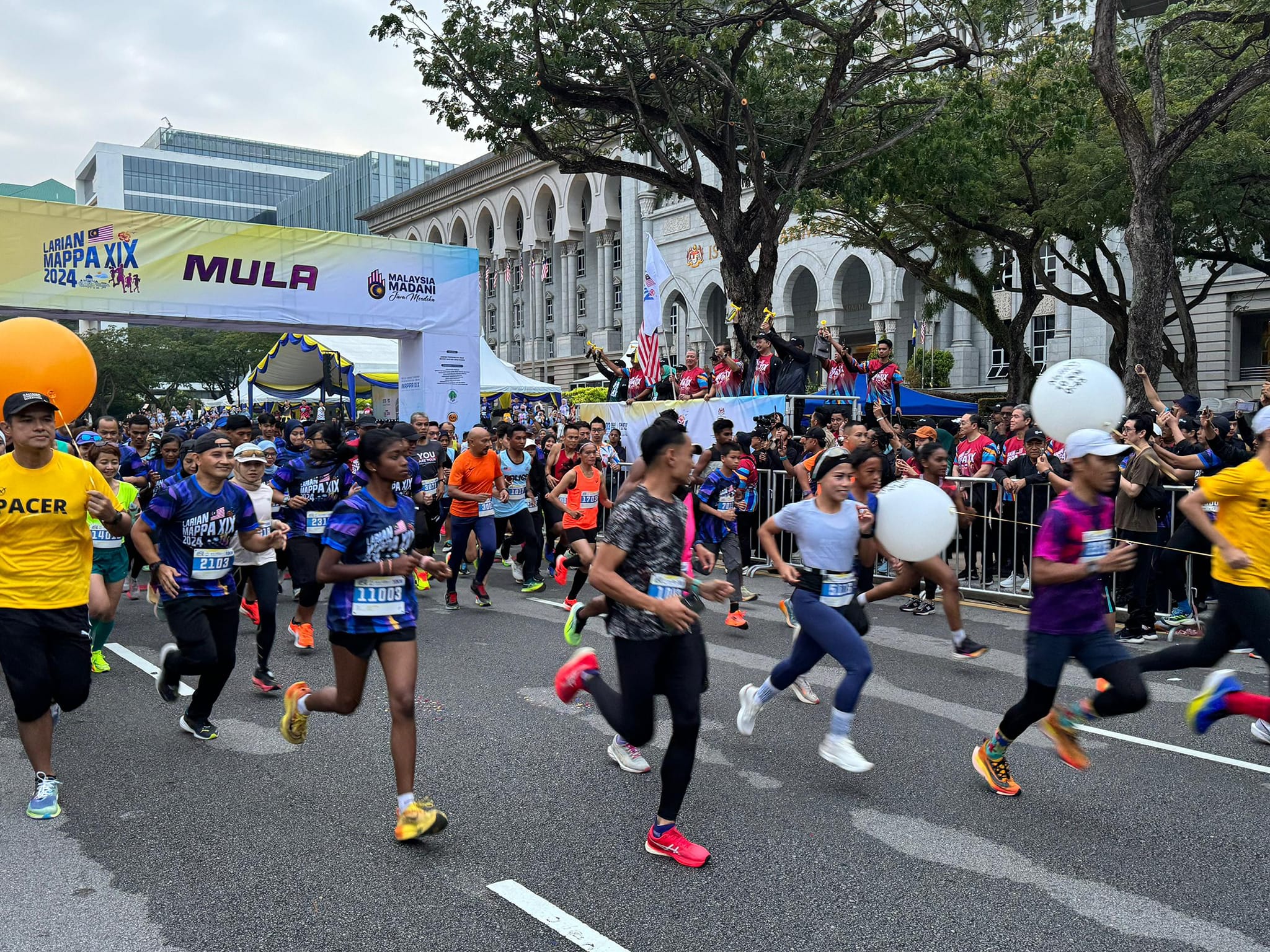 Participants at the car-free day programme in putrajaya