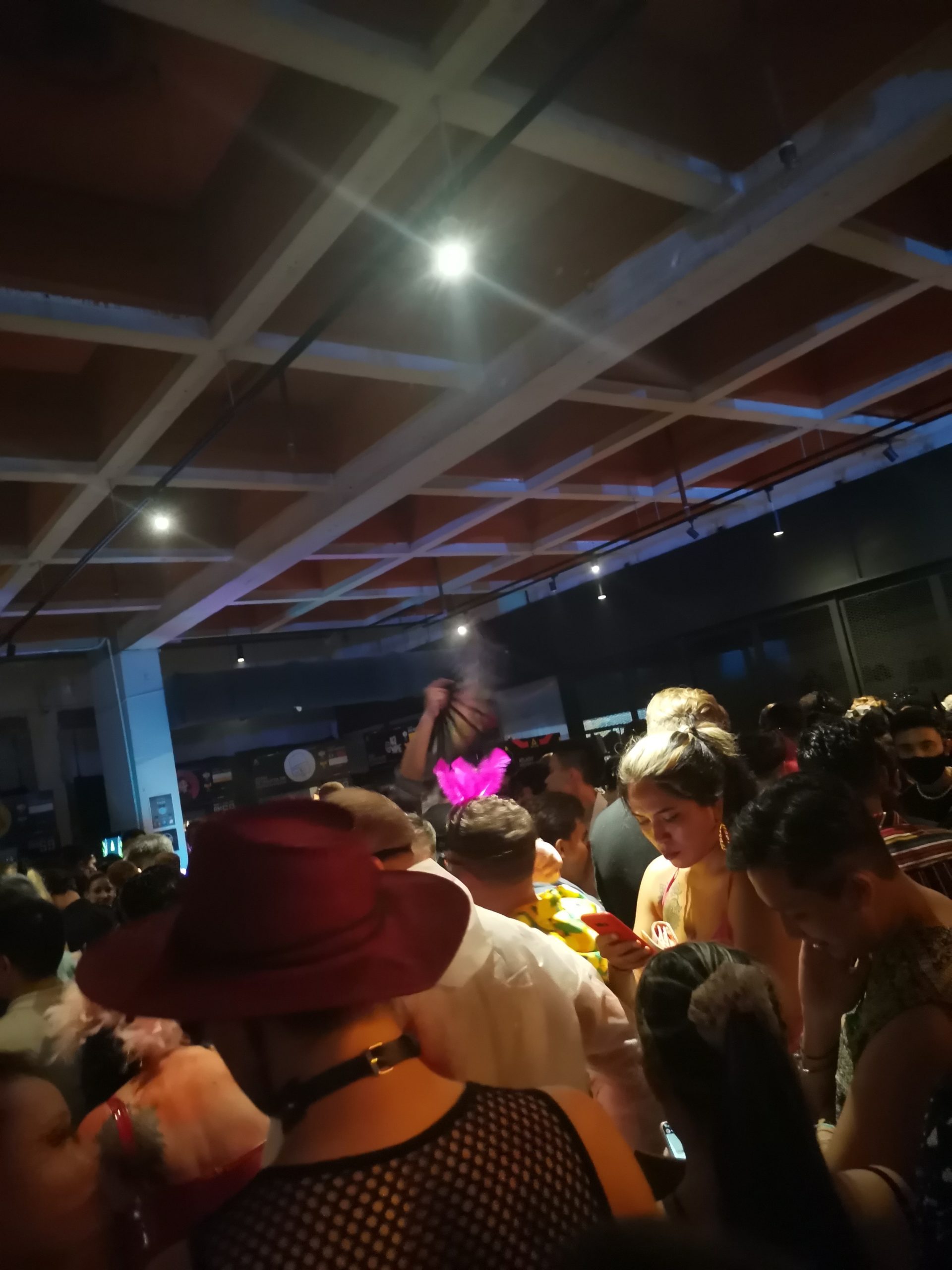 Partygoers left stranded at rexkl