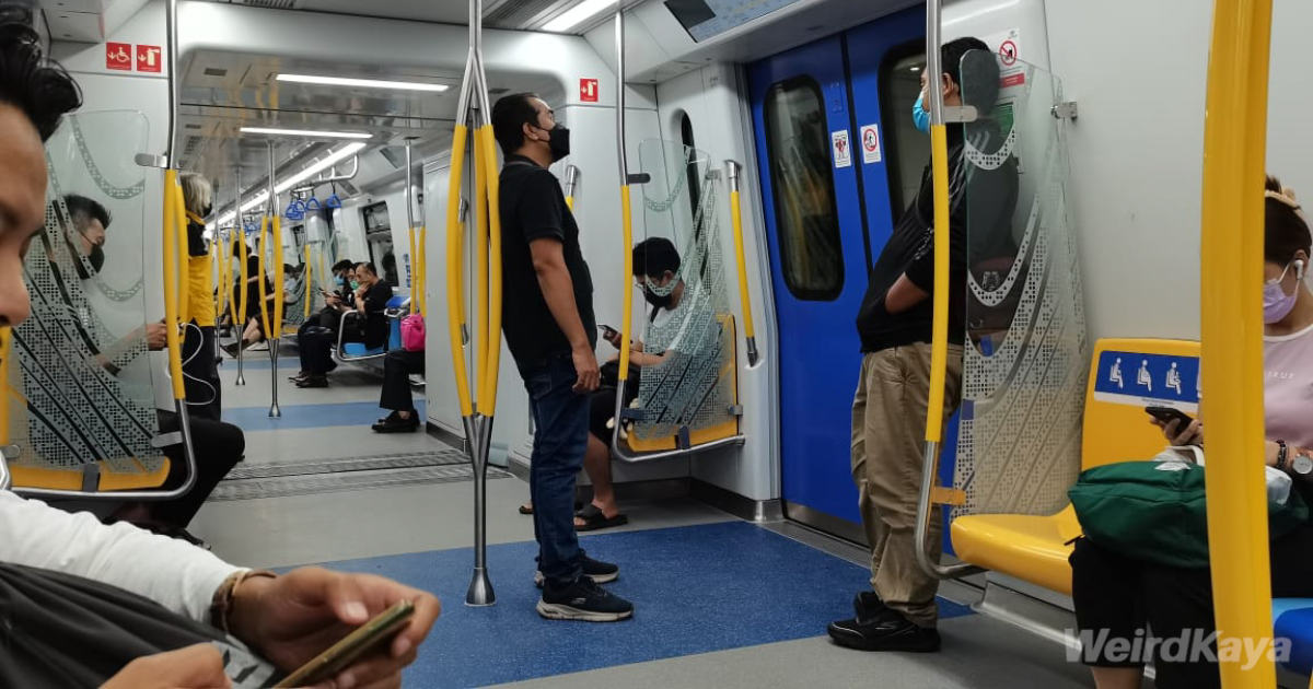 passenger on MRT