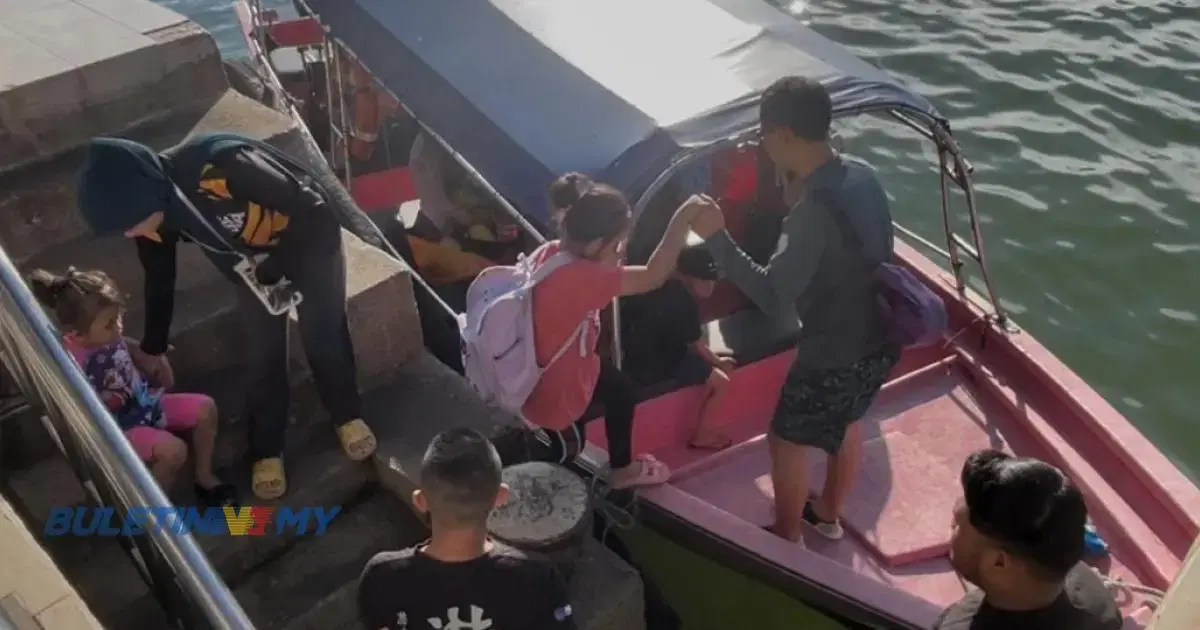 passengers on the boat
