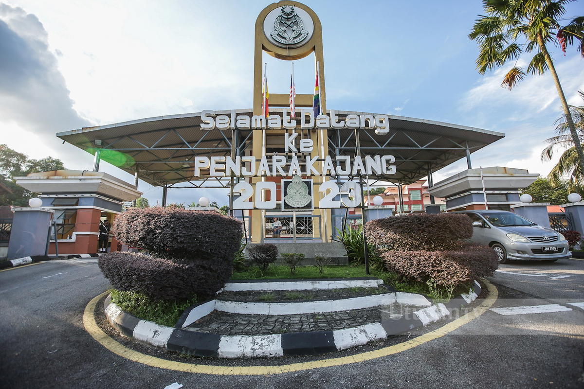 Did You Know You Can Get A Massage And Haircut Inside Kajang Prison?