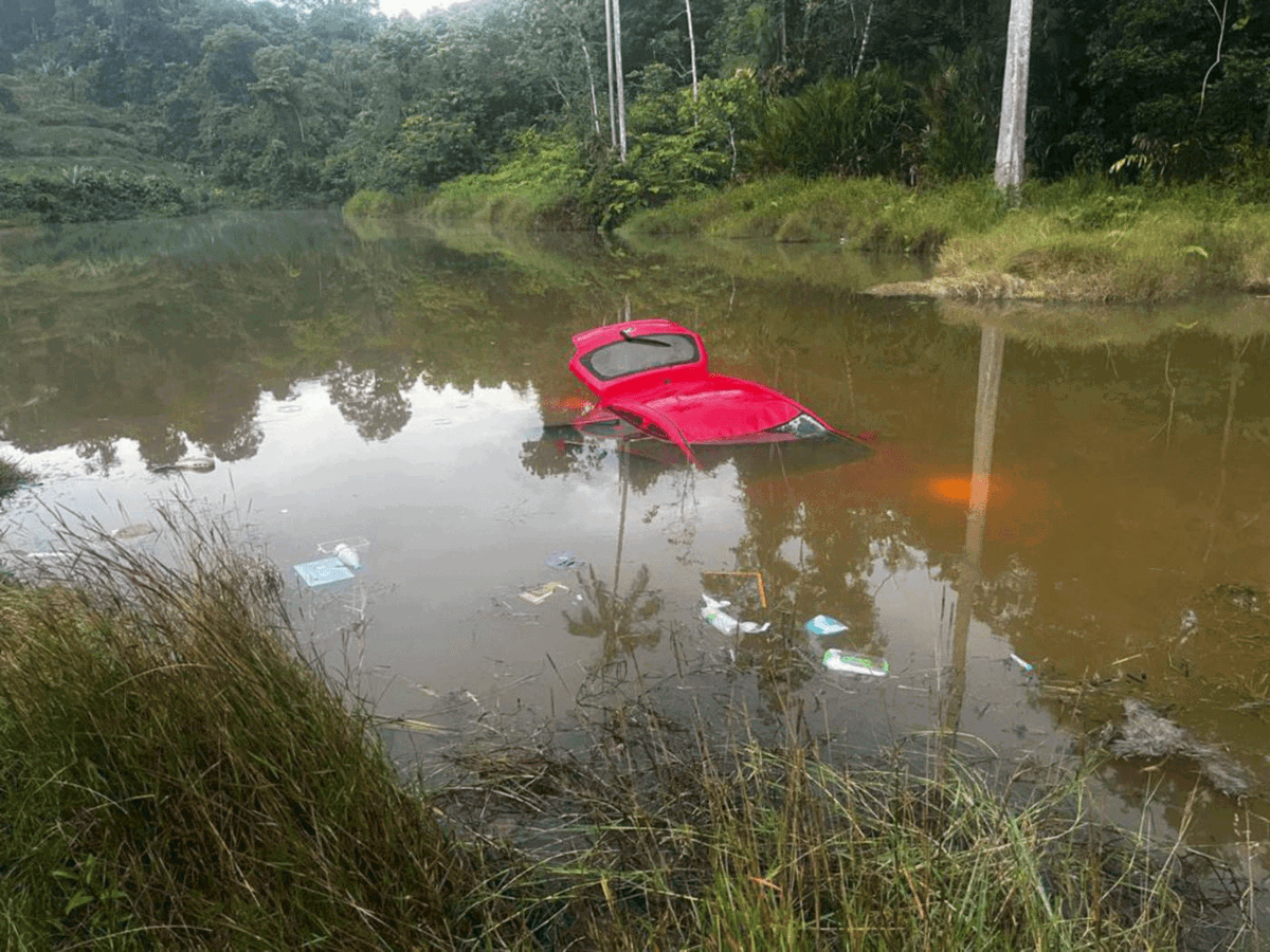 Perodua Axia inside UMK Jeli's lake