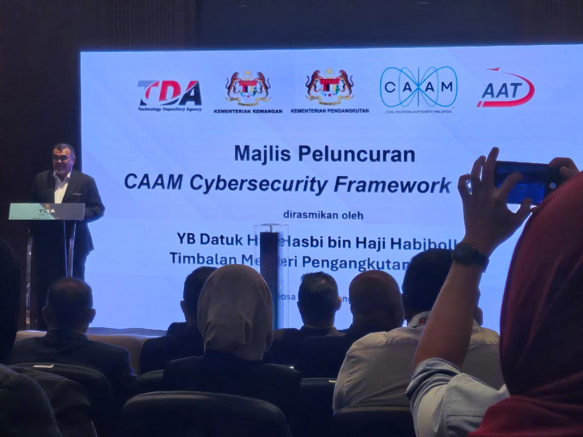 Deputy Transport Minister YB Datuk Hasbi Habibollah