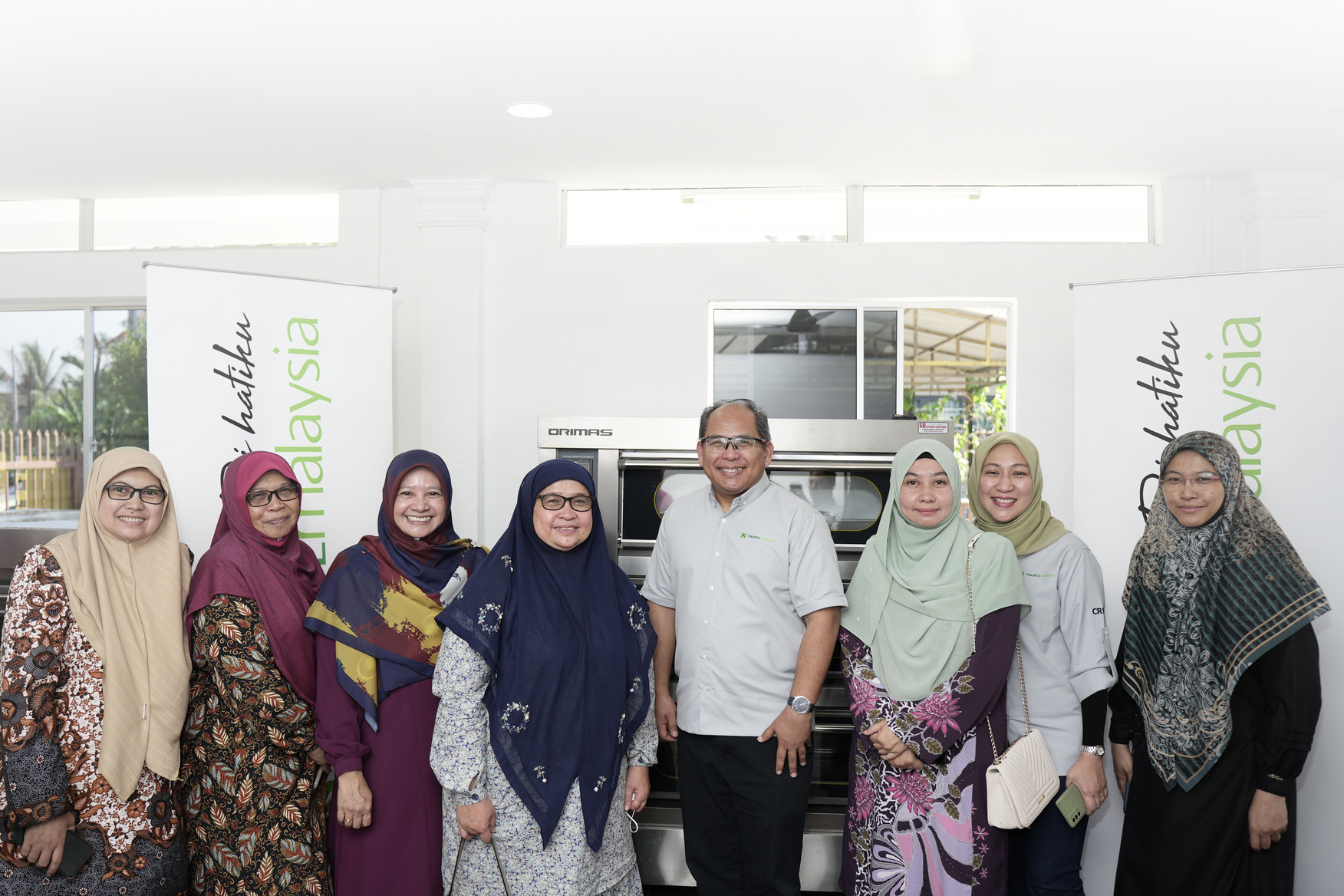 Takaful malaysia provides baking facilities for youth shelter | weirdkaya