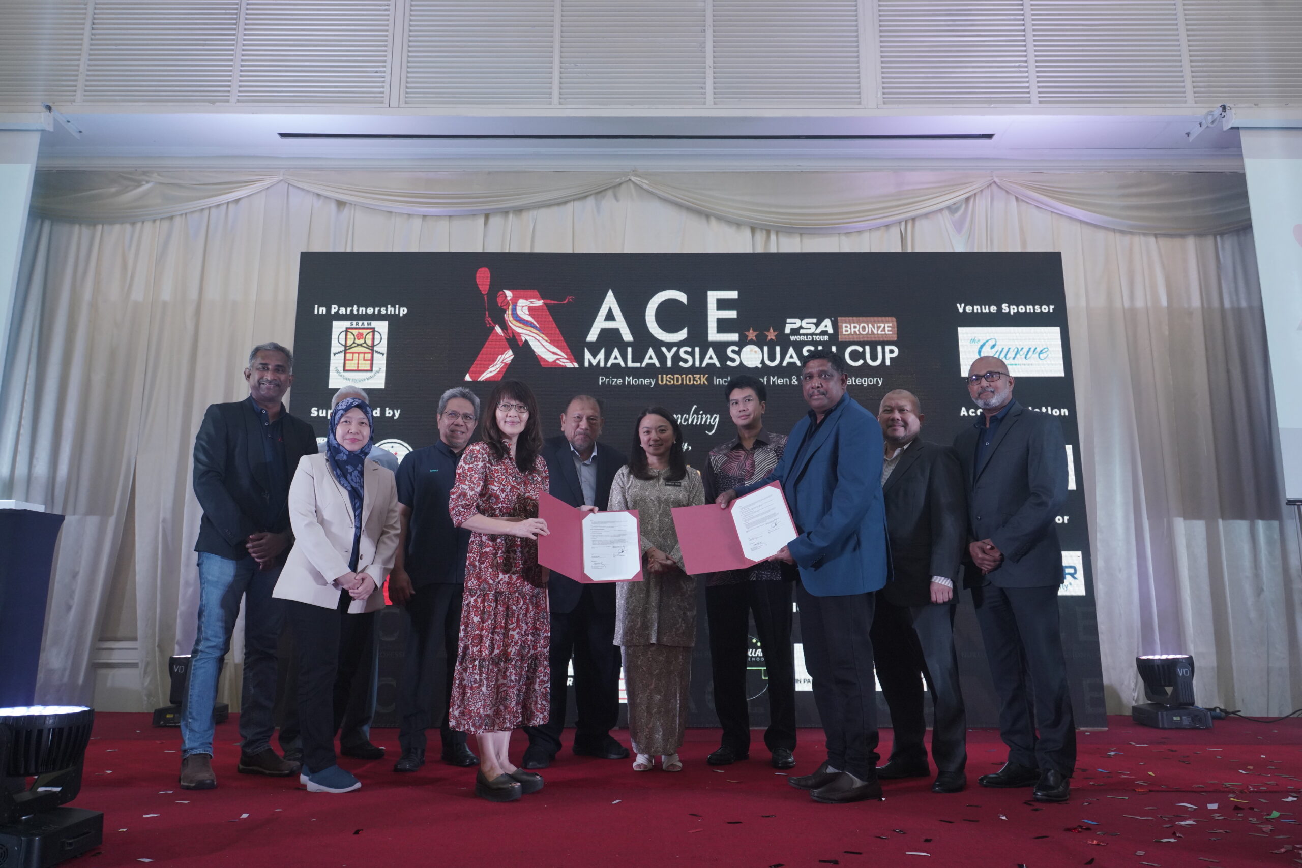 A memorandum of understanding (mou) was signed between ace sports & management and uwe at the same event, witnessed by yb hannah yeoh