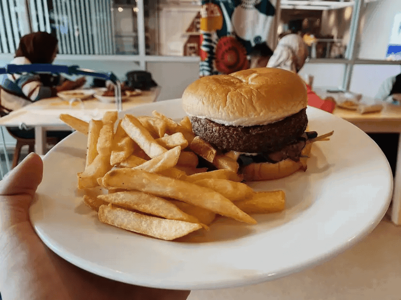 We tried out ikea's limited edition plant-based burger and this is our honest review | weirdkaya