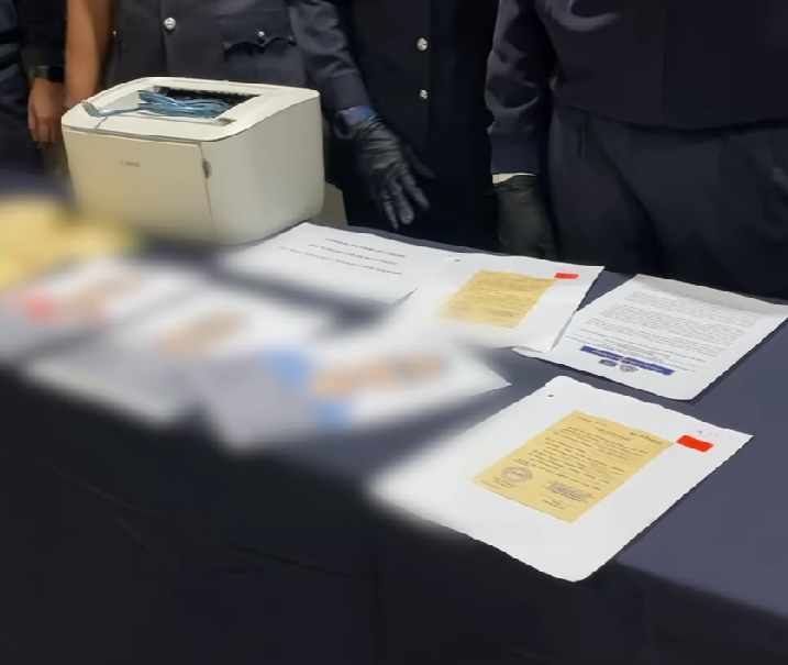 printer and fake mcs on the table