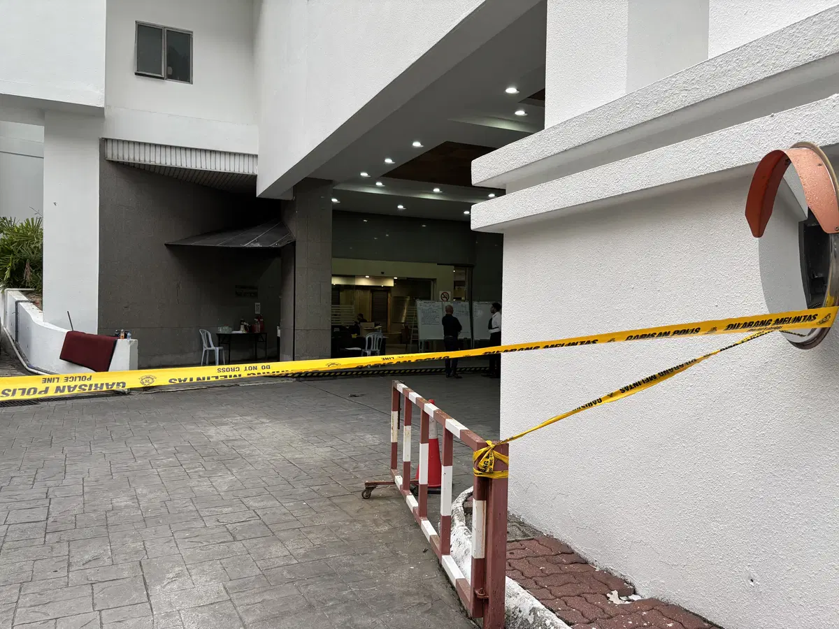 Private Uni Blast 01