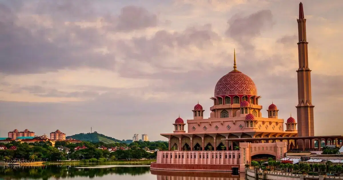 Putrajaya salary