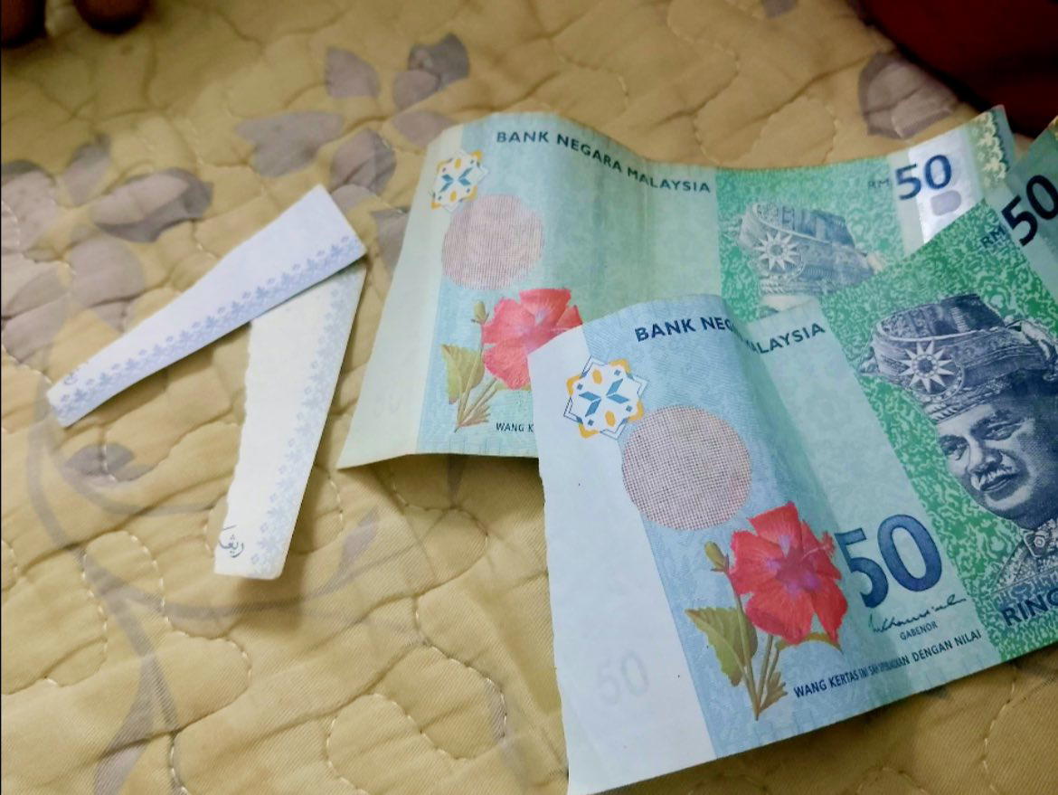 RM100 damaged by school bullies