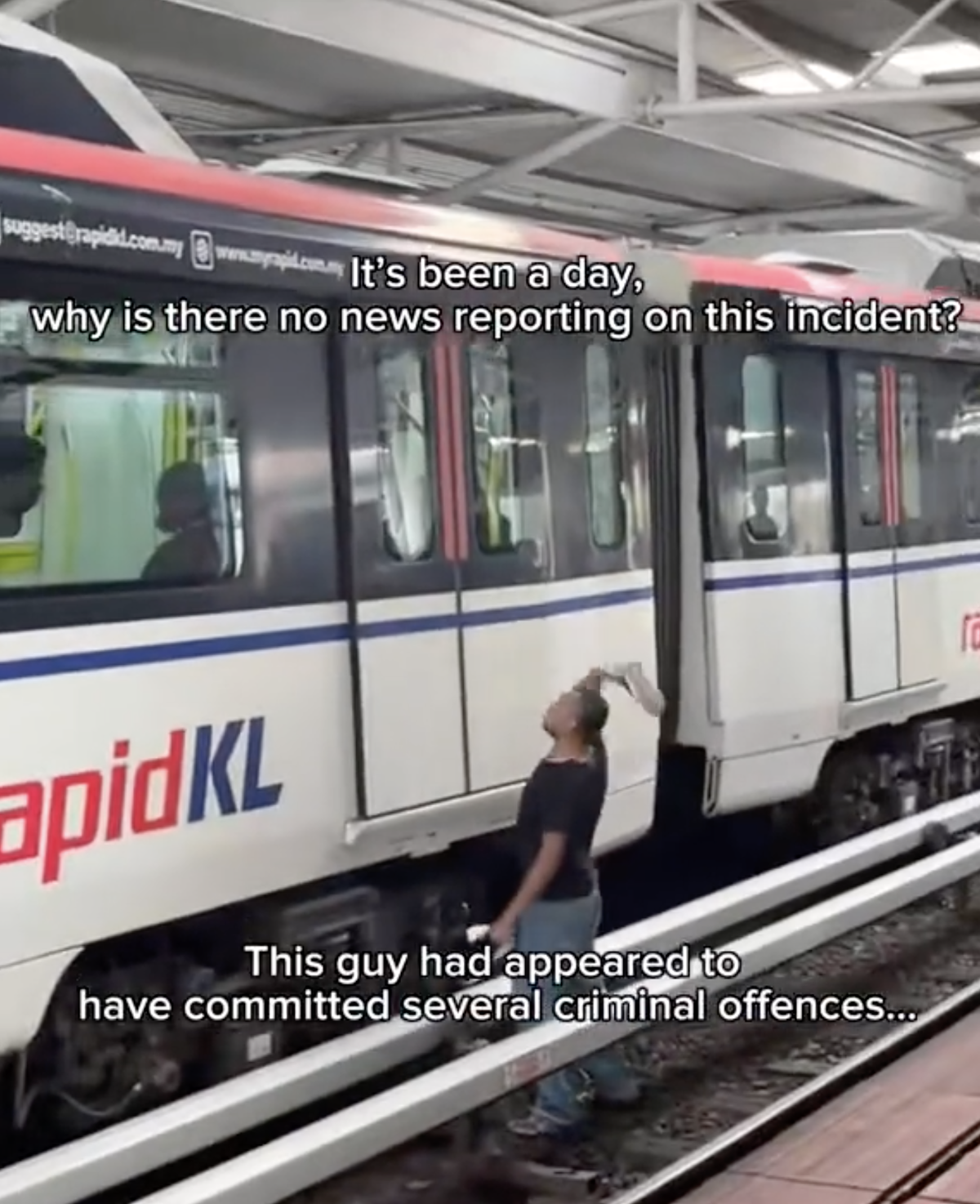 [update] m'sian man grabs woman from behind before jumping onto railway and hitting lrt train at maluri station | weirdkaya