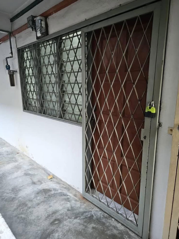 M'sian woman commits suicide with her 2 kids by burning charcoal at ampang home
