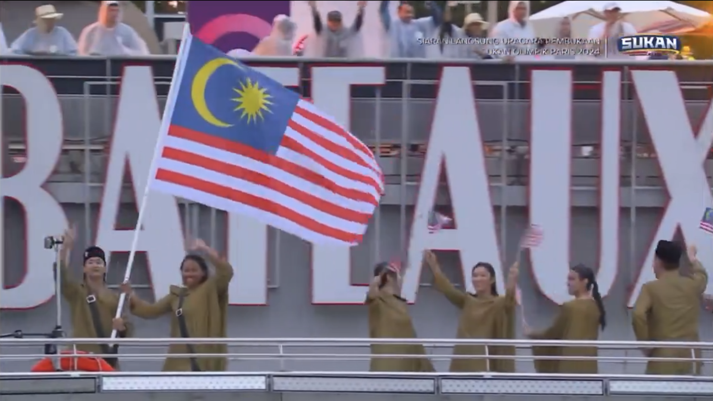 National contigents - malaysia - at the paris olympics opening ceremony- 2024