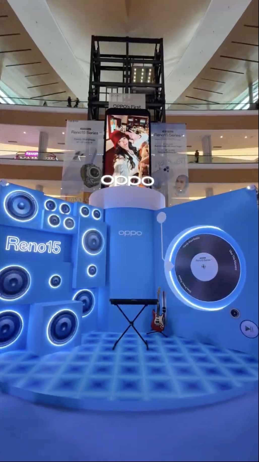 Going To IOI City Mall This Week? You Might Accidentally End Up In OPPO’s Reno15 Roadshow & A 6,000-Balloon Drop