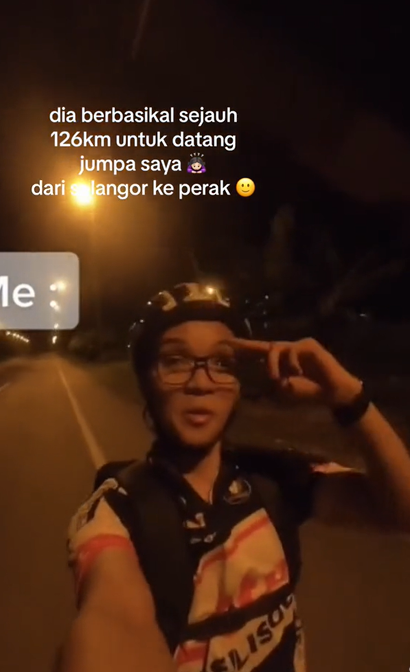 M'sian man surprises fiancé by cycling 126km from selangor to perak